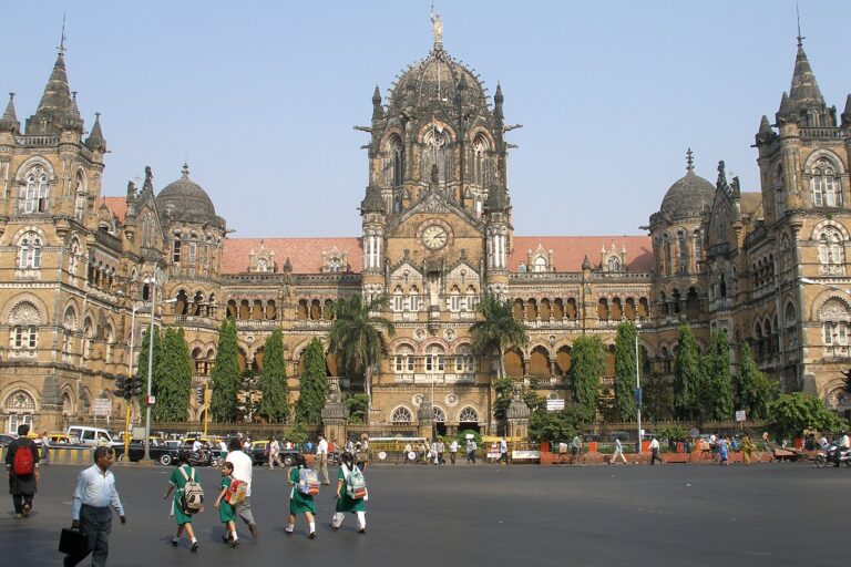 Mumbai, India, Chhatrapati Shivaji Maharaj Terminus, Railway station