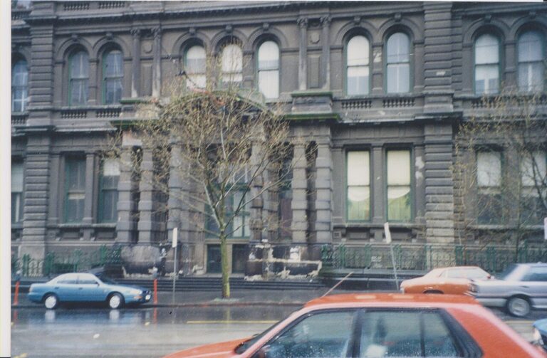 Grand Central apartments, Spencer Street, Melbourne