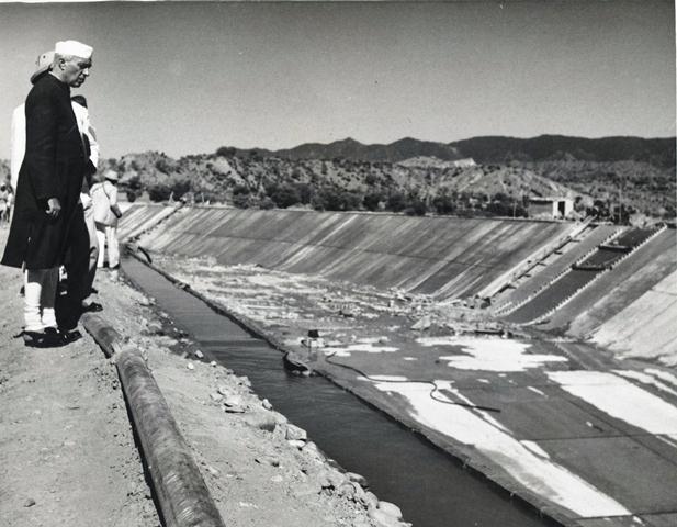 Jawaharlal Nehru inspecting the Nangal Hydel Canal, 8 November