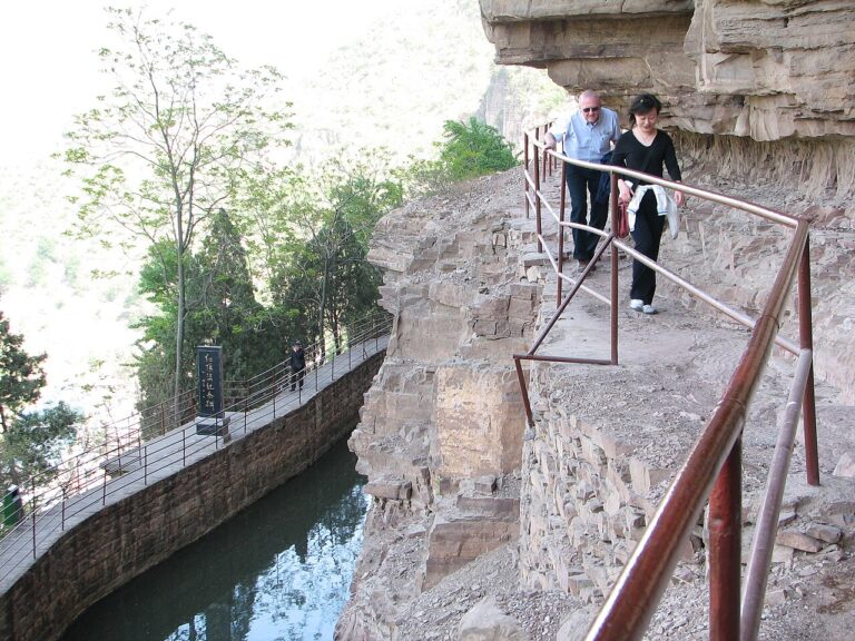 RedFlagCanal TigersMouthCliff