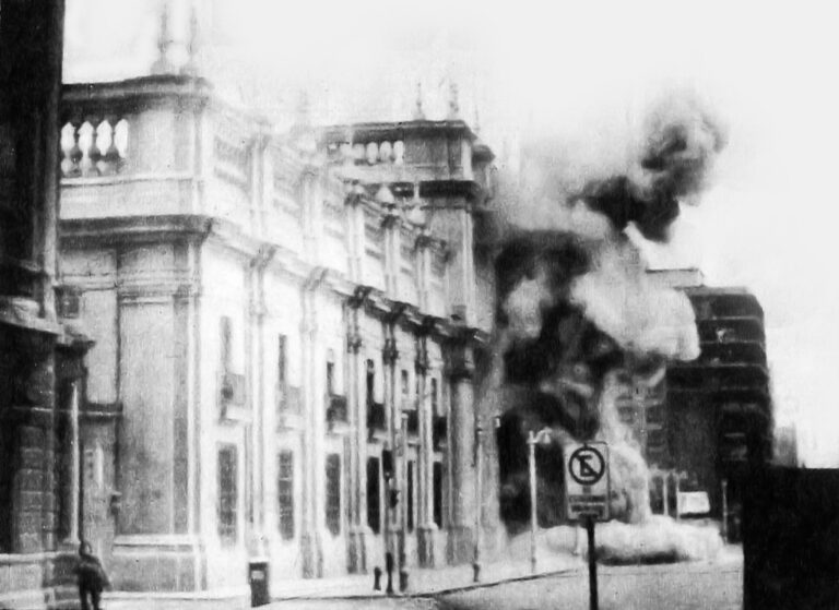 Smoke rising beside La Moneda during the 1973 coup