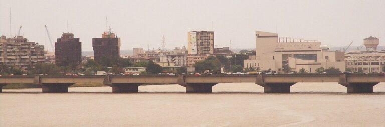 Pont de Gaulle across the Ébrié Lagoon