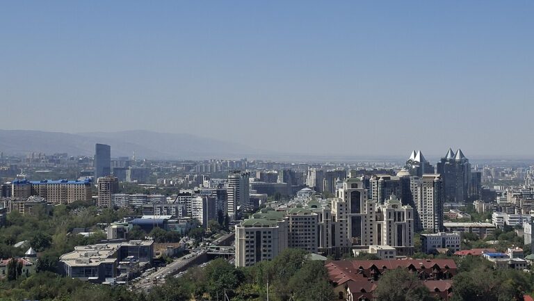 Almaty skyline from Kök Töbe
