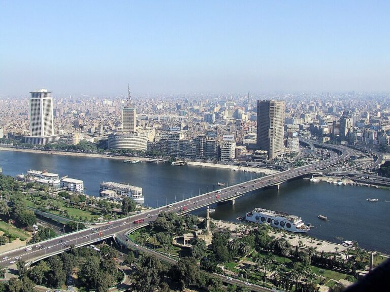 Kasr Al Nile Bridge and central Cairo