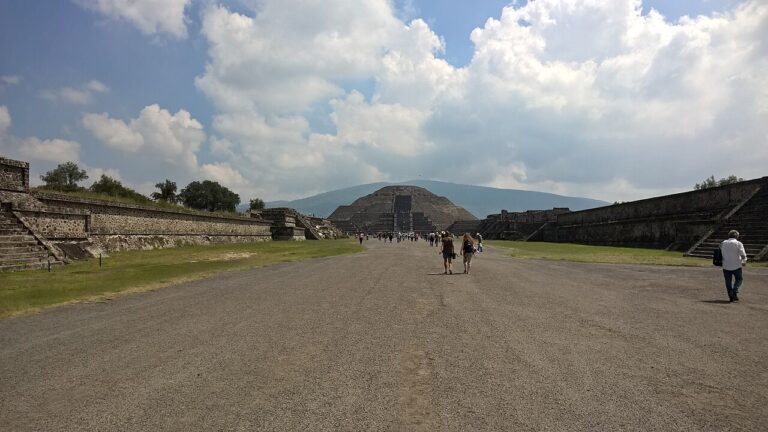 Avenue of the Dead at Teotihuacan 11