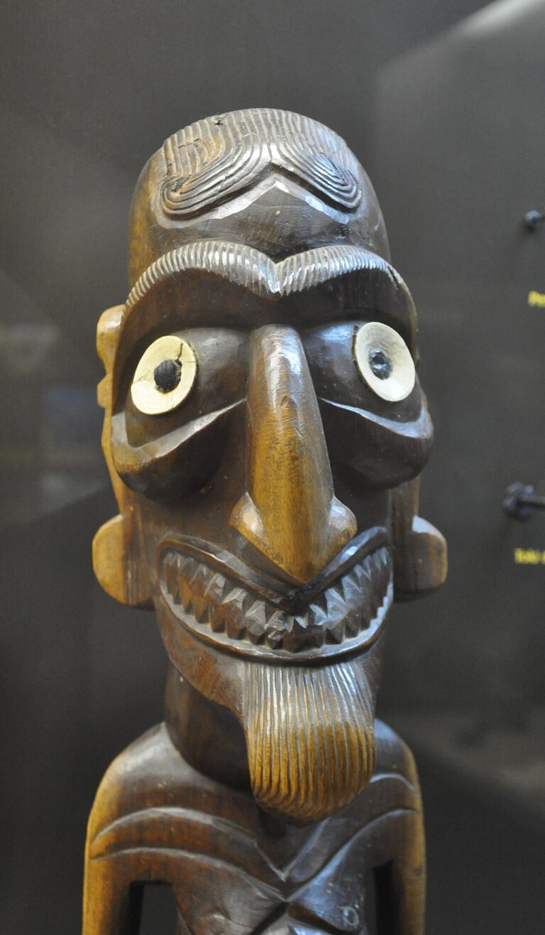 Moai madera Colección Rapa Nui Museo Fonck