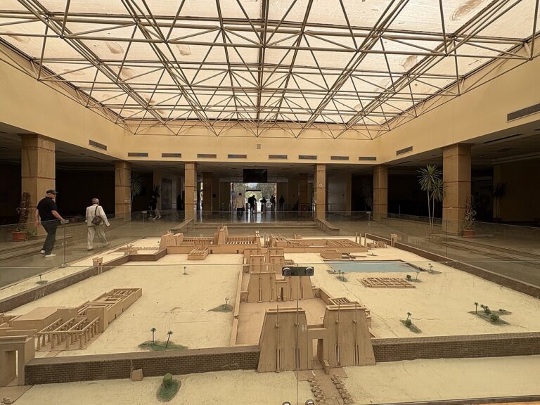 Karnak Temple Complex, Egypt01