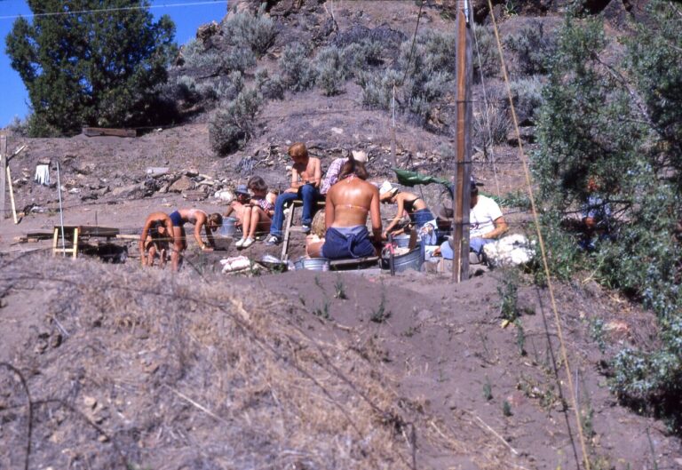 Archaeological excavations at a prehistoric American Indian site in North Central Oregon
