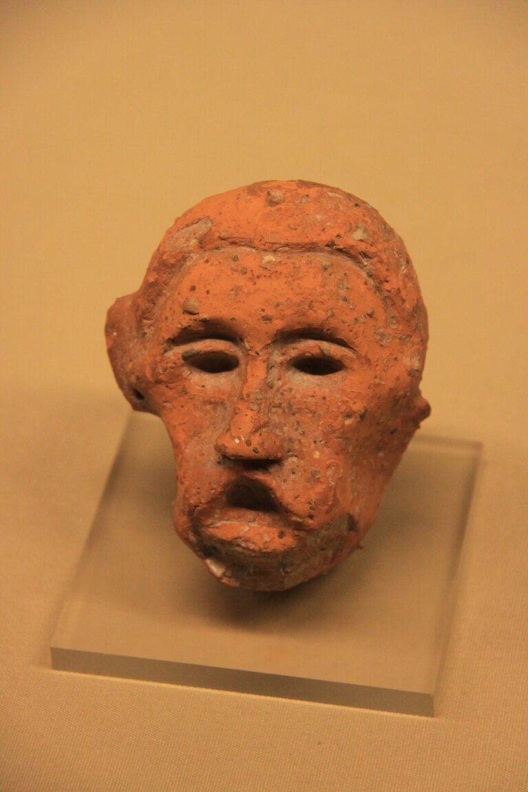 Pottery human head from Shaanxi
