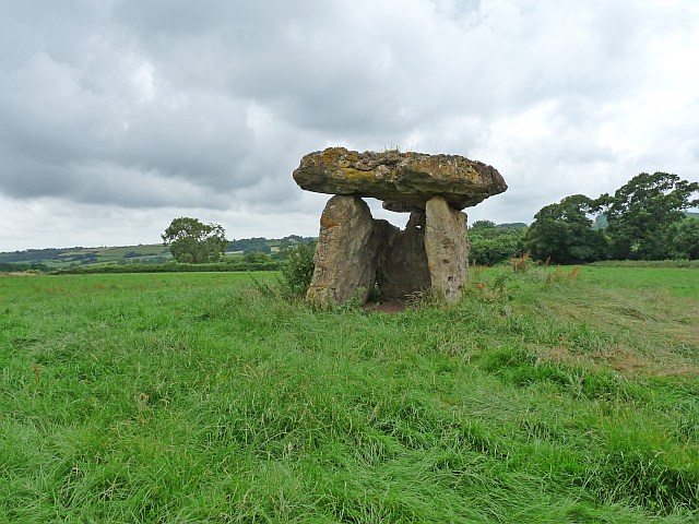 St Lythans burial chamber
