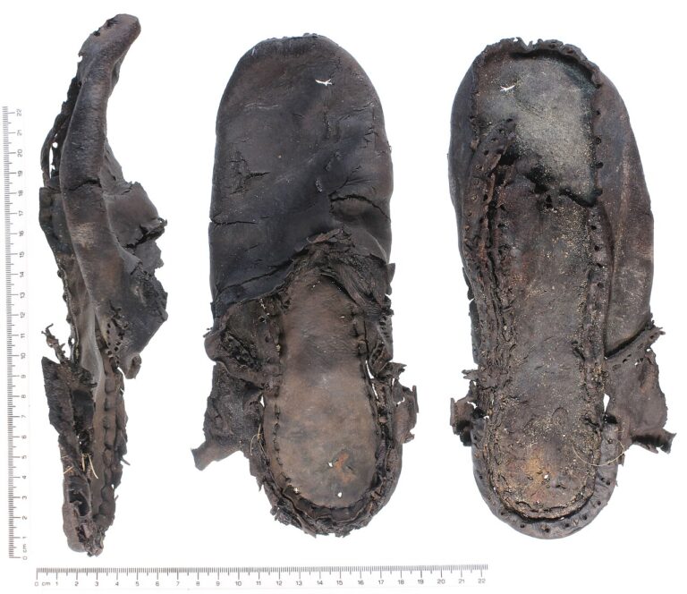 KENT D34172: An incomplete Medieval to Eary Modern leather welted shoe