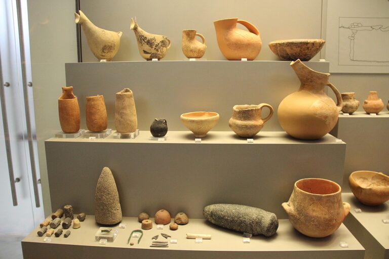 Ancient Greece Early Bronze Age Pottery
