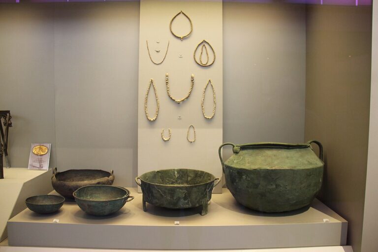 Bronze Age Cookware & Beads from Tiryns Acropolis
