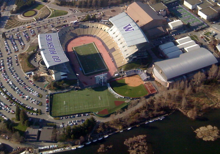 Husky Stadium image 2
