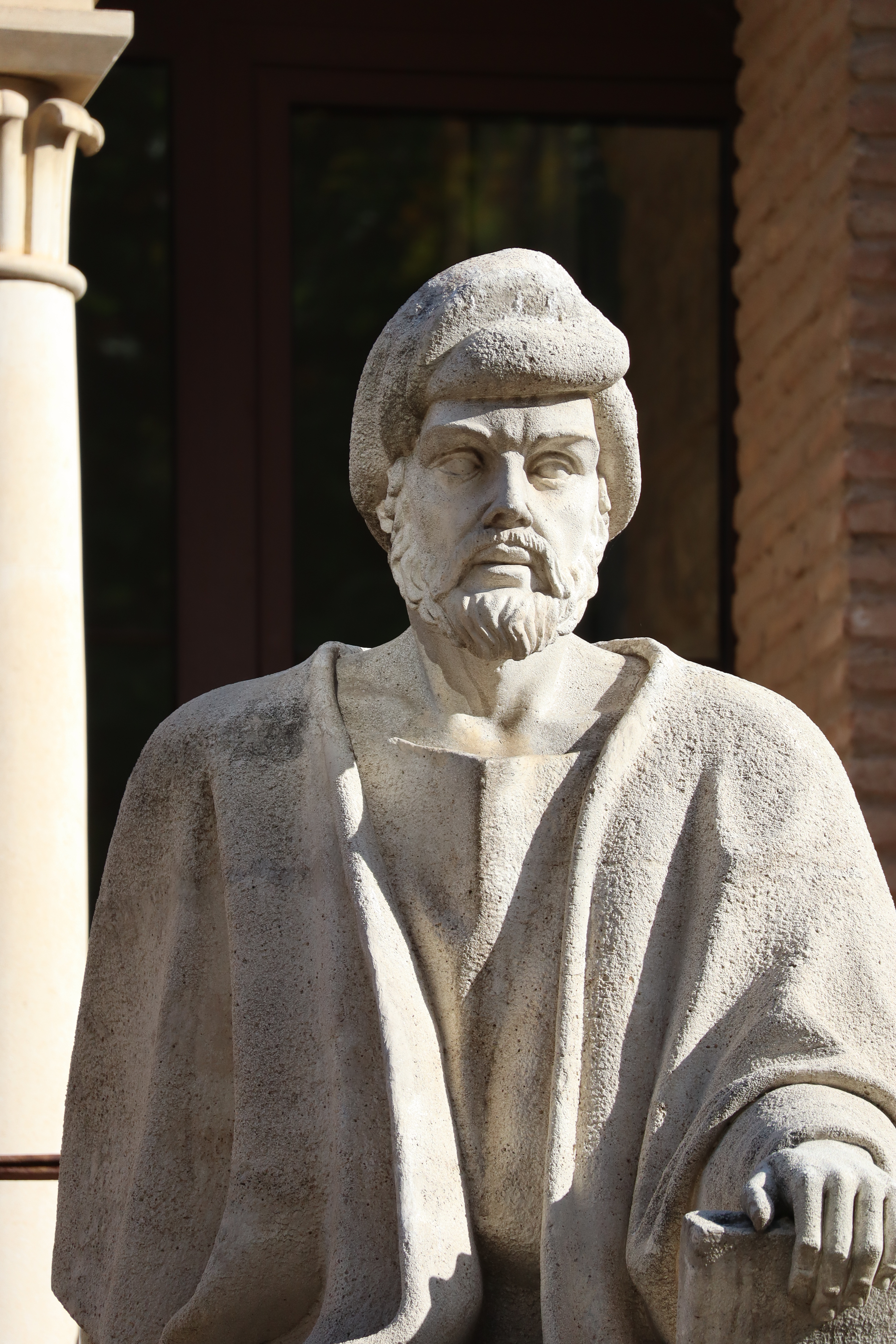 Close-up of the Averroes statue in Córdoba