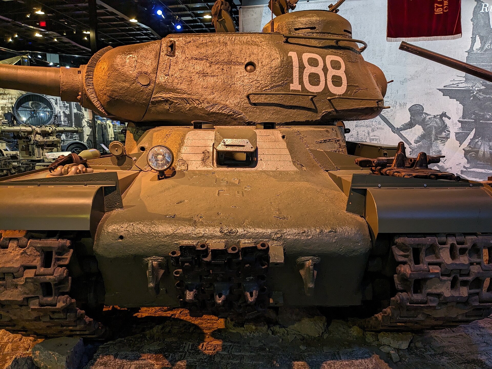 IS-2 military land vehicle image 1