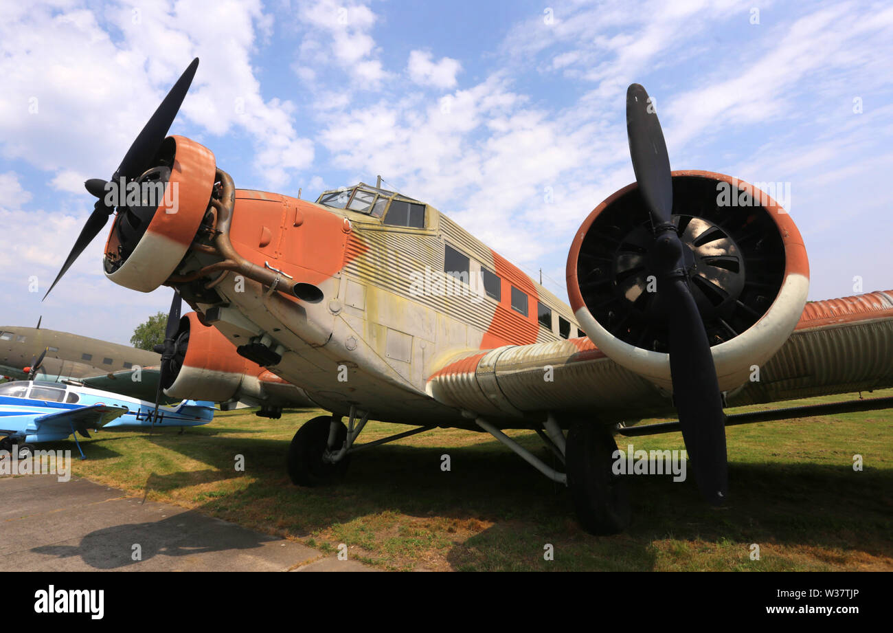 Junkers Ju 52 - Junkers ju 52 3m hi-res stock photography and images - Alamy