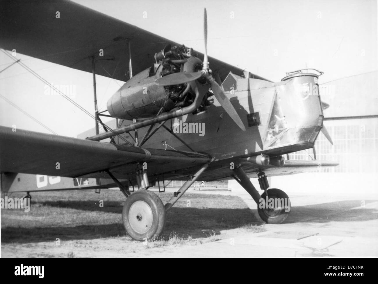 Keystone B-6 - The Keystone B-6 was a biplane used by the U.S. Army Air Service in the early 1930s. It served primarily in reconnaissance and light bomb...