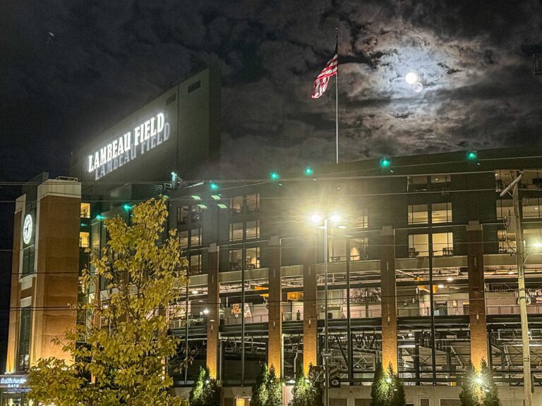Lambeau Field image 2