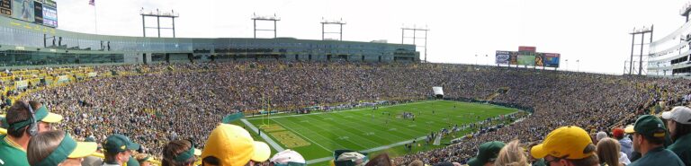 Lambeau Field image 3