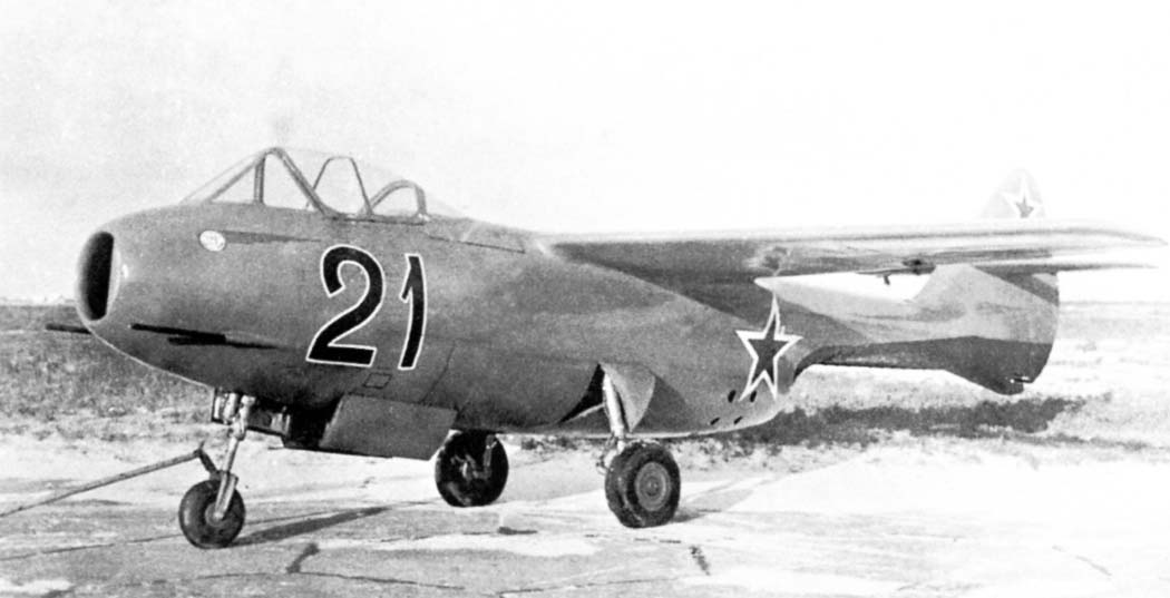 Lavochkin La-150 jet fighter prototype side view