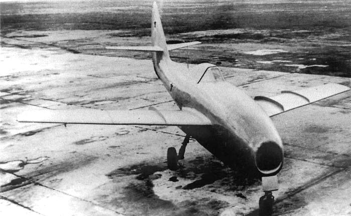 Lavochkin La-160 aircraft photograph