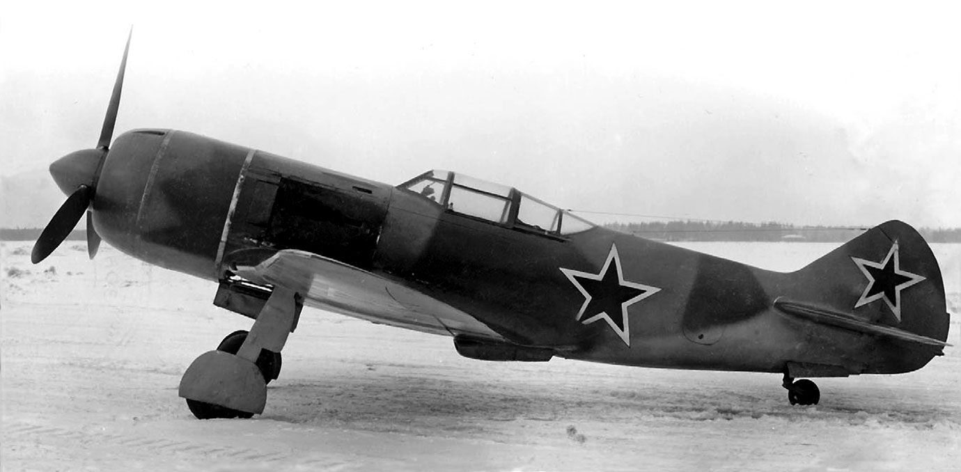 Lavochkin La-7 - Lavochkin La-7 prototype, 1944 (3) Aircraft of World War II