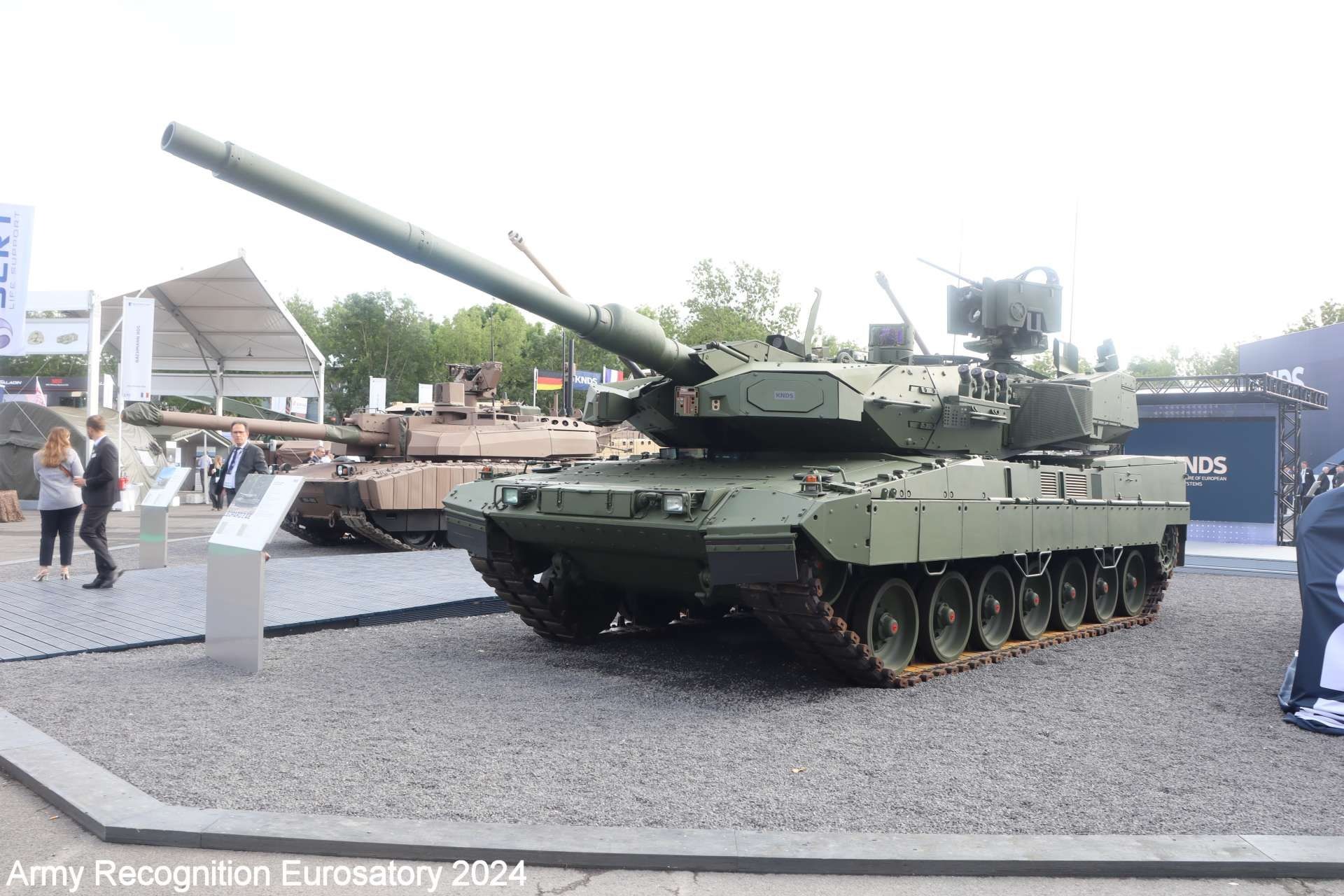 Leopard 2A8 military land vehicle image 1