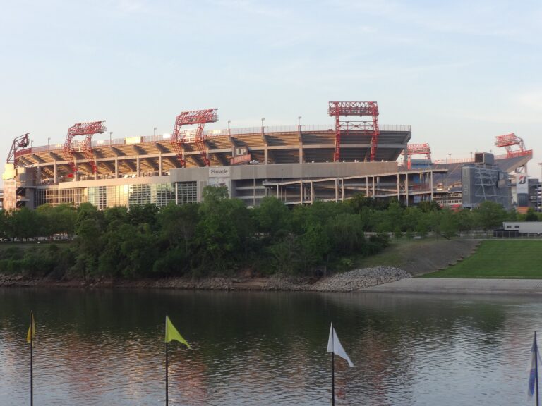 LP Field image 5