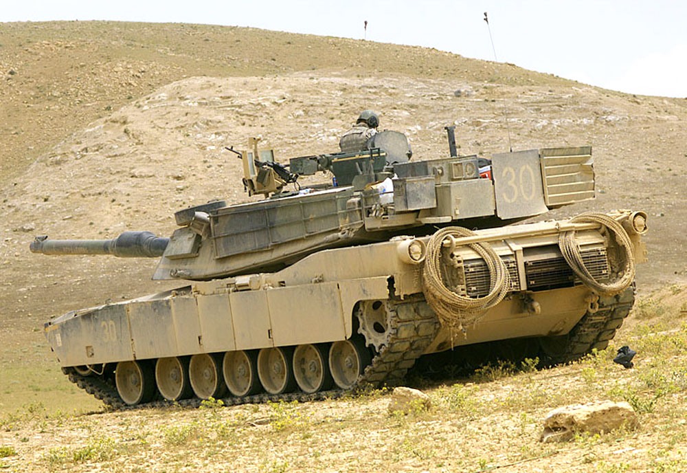 M1 Abrams military land vehicle image 1