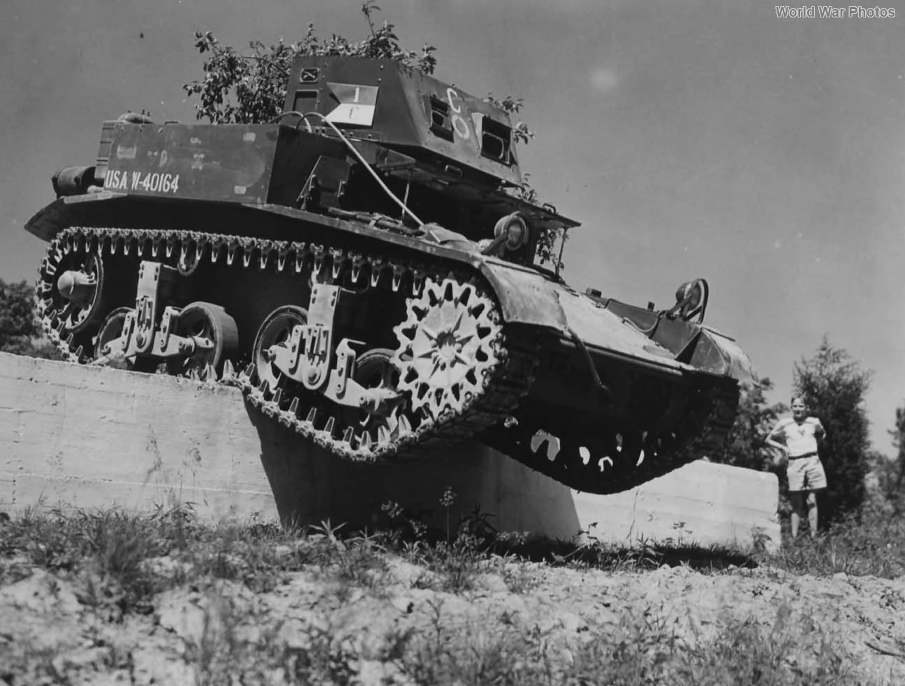 M1 Combat Car military land vehicle image 1