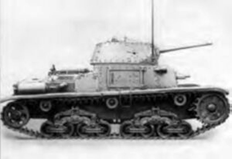 M15/42 military land vehicle image 1