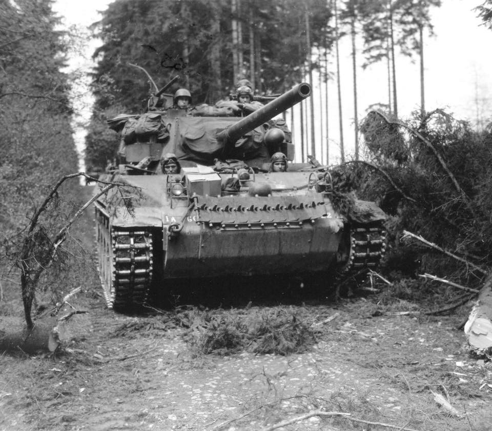 M18 Hellcat military land vehicle image 1