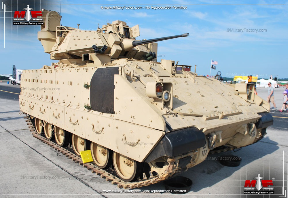 M2 Bradley military land vehicle image 1