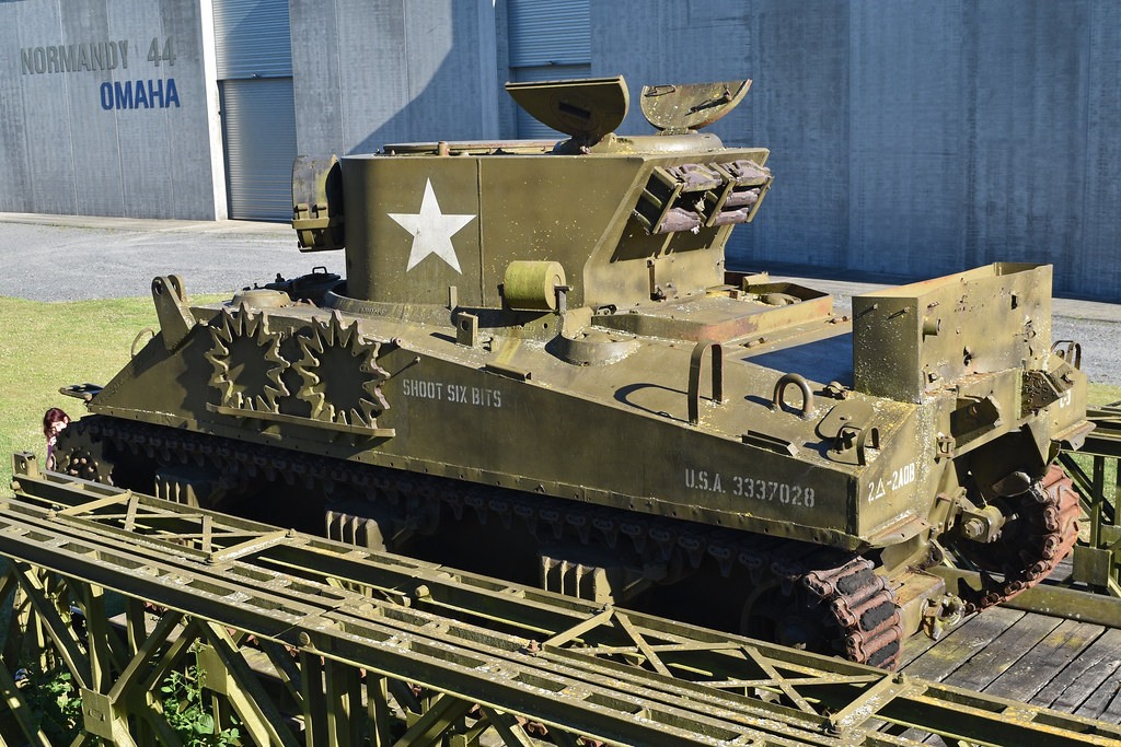 M32 Tank Recovery Vehicle military land vehicle image 1