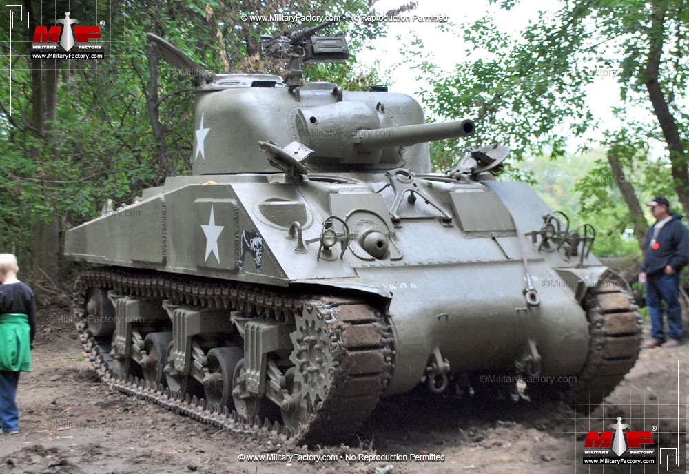 M4 Sherman military land vehicle image 1