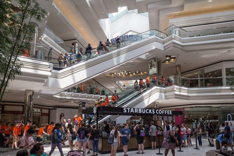 Mall of America Field image 3
