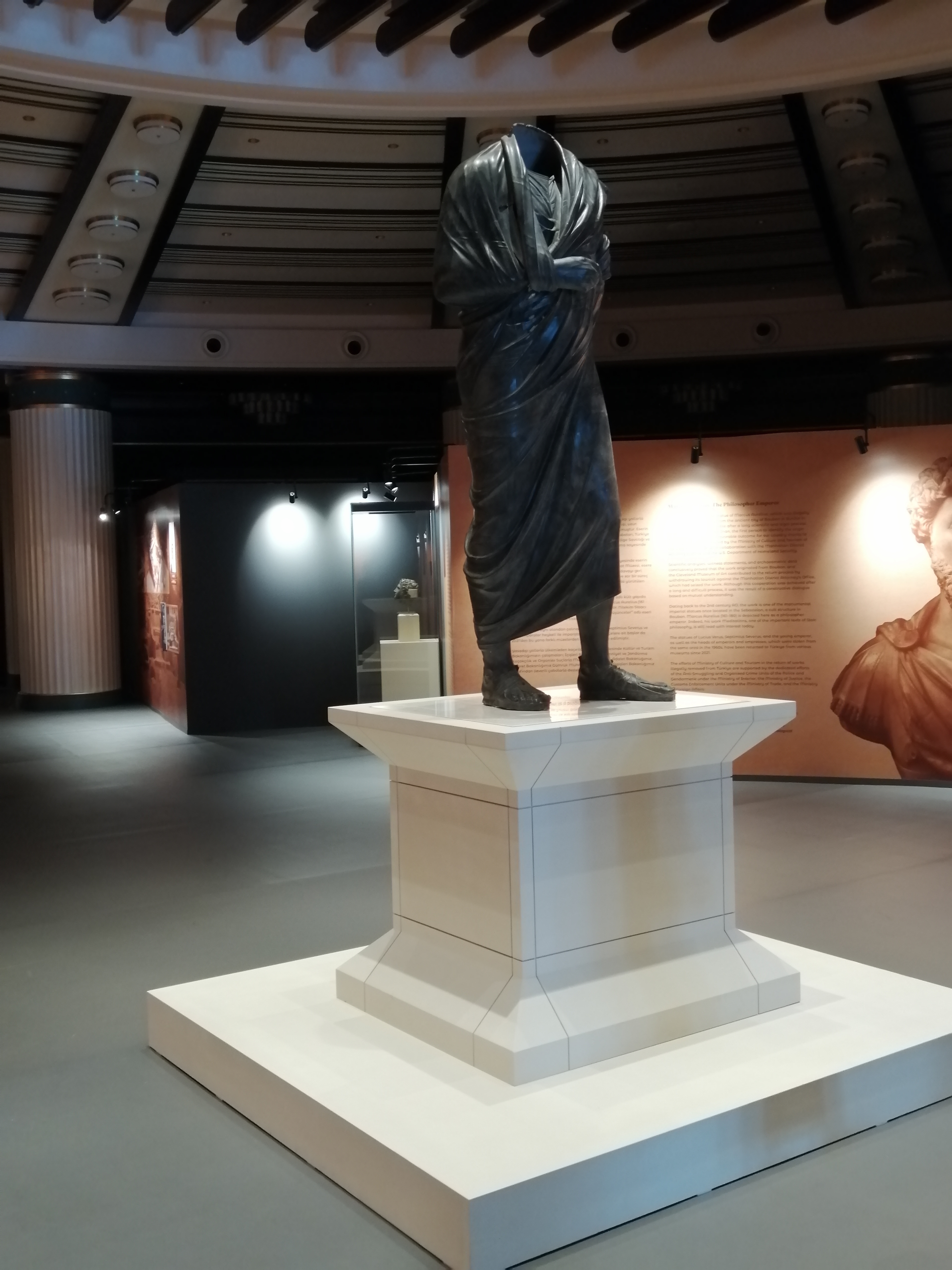 Marcus Aurelius statue in the Library of Celsus