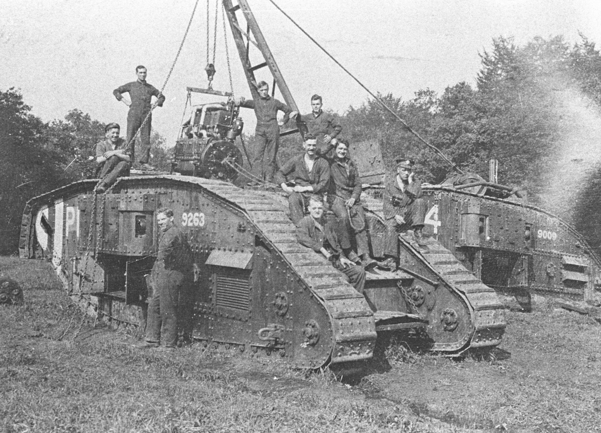 Mark V* Tank military land vehicle image 1