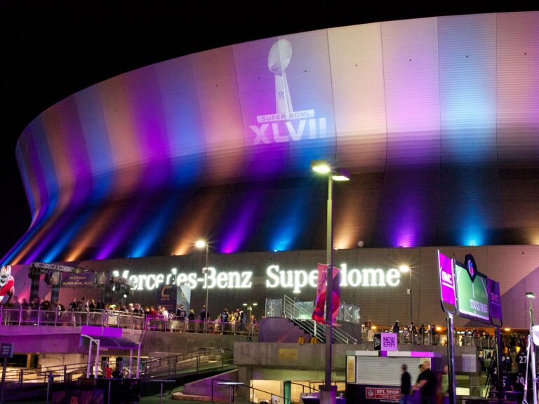 Mercedes-Benz Superdome image 3