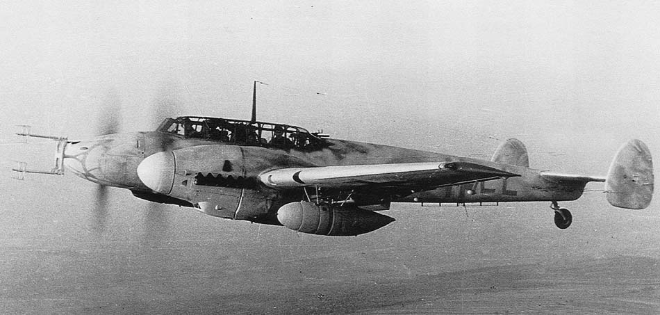 Messerschmitt Bf 110 in flight side view