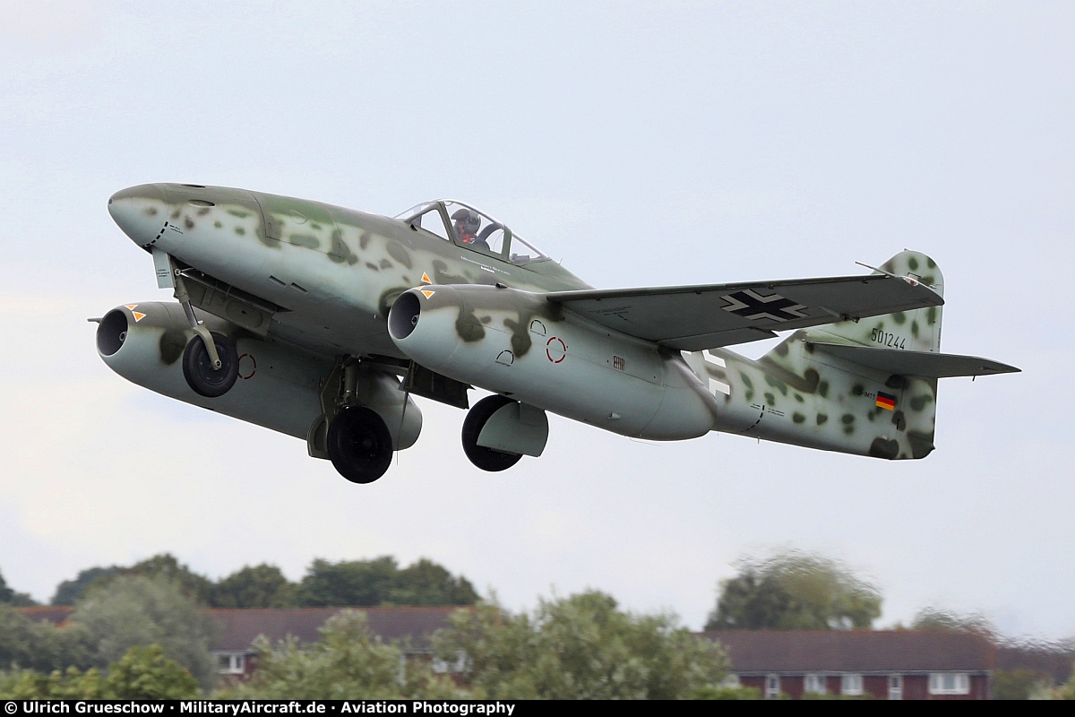 Messerschmitt Me 262 - Messerschmitt Me-262A-1C "Schwalbe" Photos: Messerschmitt Me-262 MilitaryAircraft.de - Aviation Photography