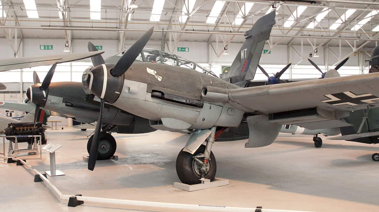Messerschmitt Me 410 Hornisse - The Messerschmitt Me 410 Hornisse Messerschmitt Me 410 ? History, Technical Data & Photos ? AeroCorner