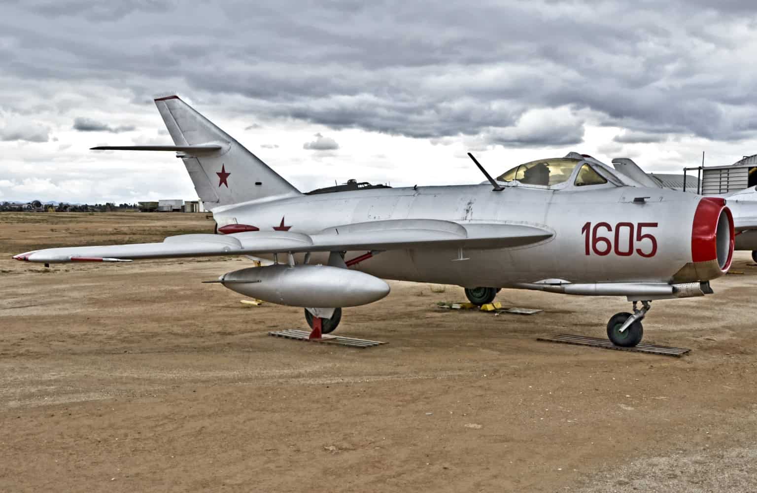 Mikoyan-Gurevich MiG-17 - Mikoyan-Gurevich MiG-17 ?Fresco? at March Field Air Museum. Mikoyan-Gurevich MiG-17 ? History, Technical Data & Photos ? AeroCorner