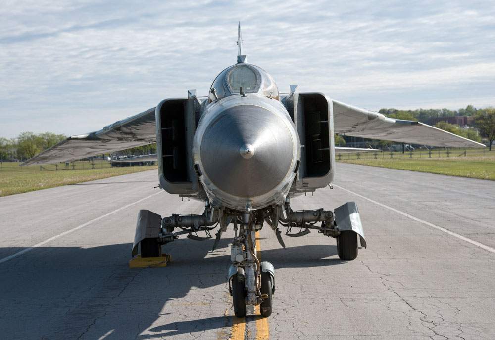 Mikoyan-Gurevich MiG-23 - Image of the Mikoyan-Gurevich MiG-23 (Flogger)