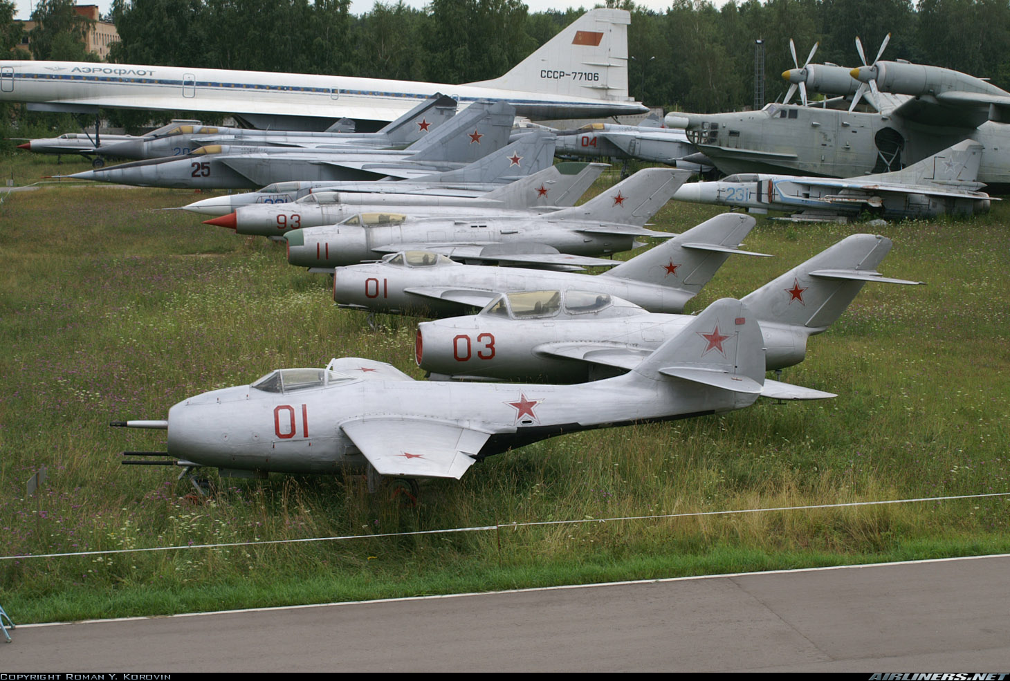 Mikoyan-Gurevich MiG-9 - Mikoyan-Gurevich MiG-9 - Russia - Air Force Aviation Photo #1087024