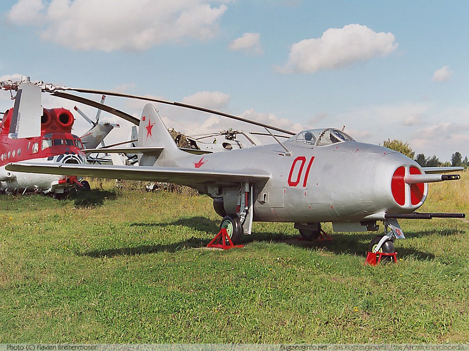 Mikoyan-Gurevich MiG-9 - Mikojan Gurewitsch / Mikoyan Gurevich MiG-9 - Technische Daten