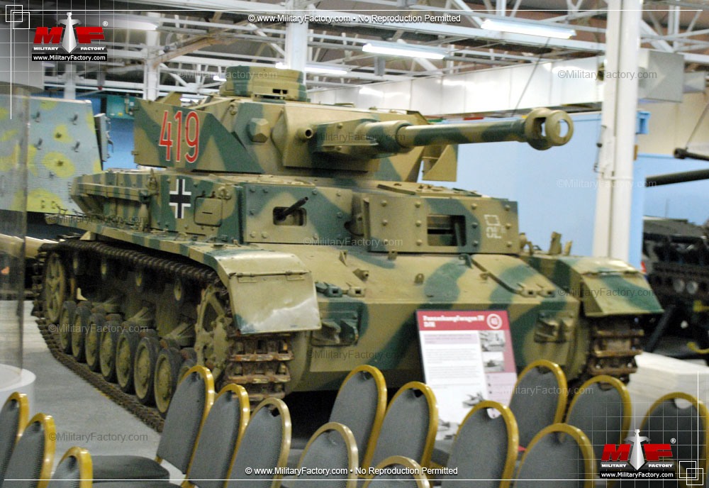 Panzer IV military land vehicle image 1