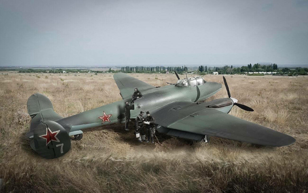 Petlyakov Pe-2 - 1-SG-Ac-Petlyakov-Pe-2-by-Enrique-Greenwell - Scale Modelling Now