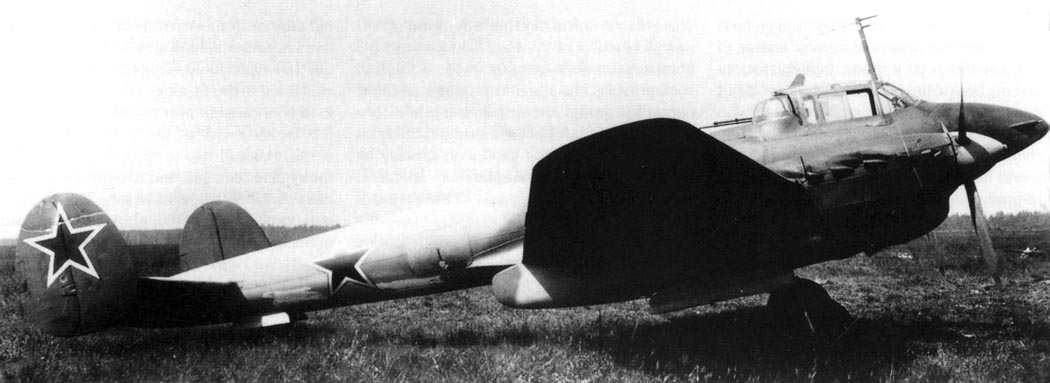 Petlyakov Pe-3 twin-engine fighter ground view